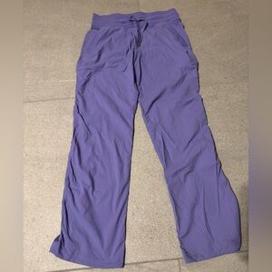 Women’s Lululemon dance studio mid rise pant